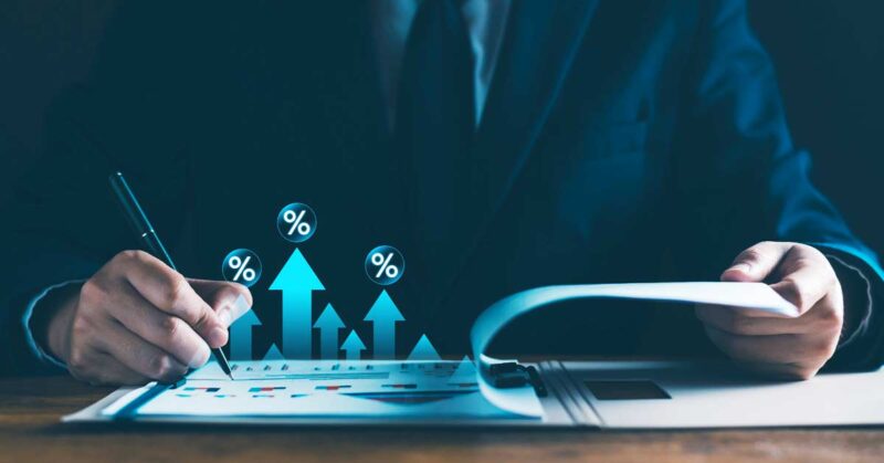 Data ČNB ukazují, které úvěry stavebních spořitelen jsou nejlevnější